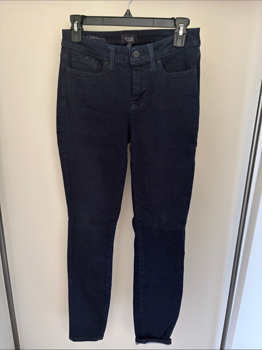 NYDJ Skinny Jeans in Dark Navy Blue